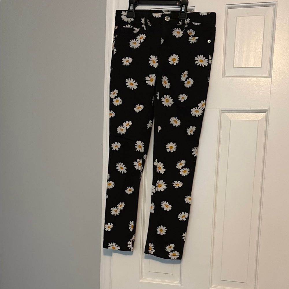 Forever 21 Black Floral Kids Jeans